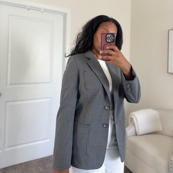 BANANA REPUBLIC GRAY PINSTRIPE BLAZER - Picture 3 of 4
